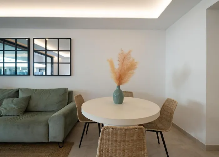 Xpce Jade Tower, Pool-spa-gym-cinema-beach And Parking Free Apartmán *