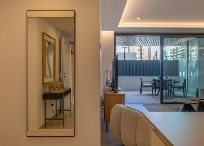 Xpce Jade Tower, Pool-spa-gym-cinema-beach And Parking Free