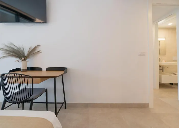 Xpce Jade Tower, Pool-spa-gym-cinema-beach And Parking Free *