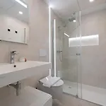 Xpce Jade Tower, Pool-spa-gym-cinema-beach And Parking Free דירה פואנגירולה