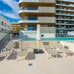 Xpce Jade Tower, Pool-spa-gym-cinema-beach And Parking Free
