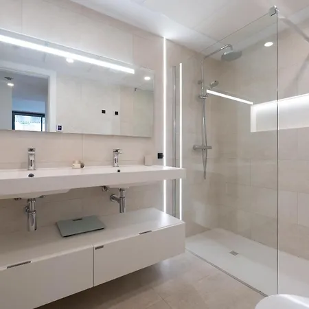 Lejlighed Xpce Jade Tower, Pool-spa-gym-cinema-beach And Parking Free