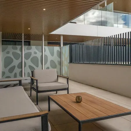 Lejlighed Xpce Jade Tower, Pool-spa-gym-cinema-beach And Parking Free Fuengirola