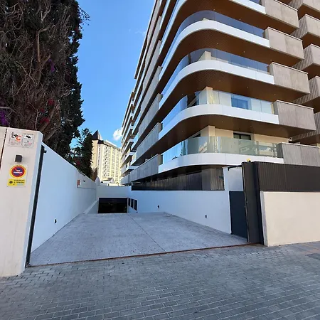 Lejlighed Xpce Jade Tower, Pool-spa-gym-cinema-beach And Parking Free Fuengirola
