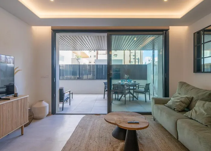 Xpce Jade Tower, Pool-spa-gym-cinema-beach And Parking Free Fuengirola