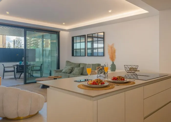 Apartment Xpce Jade Tower, Pool-spa-gym-cinema-beach And Parking Free *