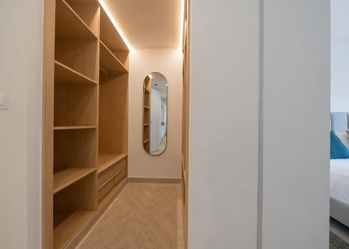 Xpce Jade Tower, Pool-spa-gym-cinema-beach And Parking Free *