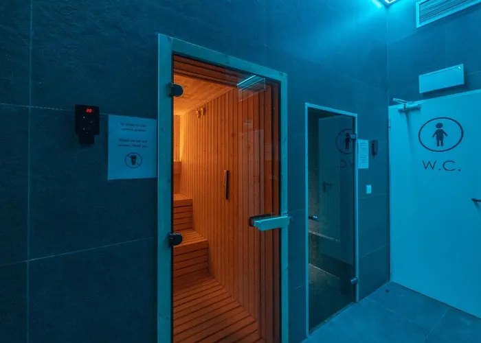 Apartment Xpce Jade Tower, Pool-spa-gym-cinema-beach And Parking Free