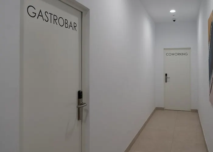 Xpce Jade Tower, Pool-spa-gym-cinema-beach And Parking Free Apartment