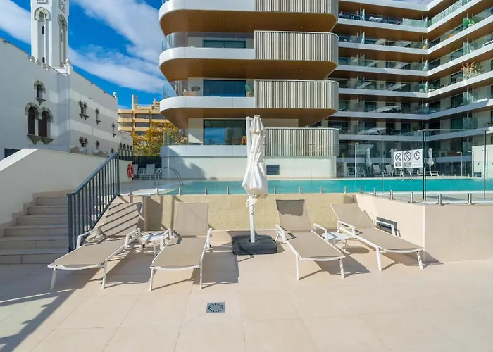 Xpce Jade Tower, Pool-spa-gym-cinema-beach And Parking Free