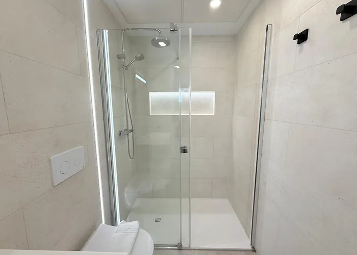 Apartment Xpce Jade Tower, Pool-spa-gym-cinema-beach And Parking Free *