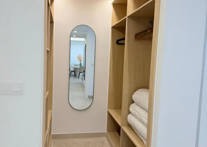 Xpce Jade Tower, Pool-spa-gym-cinema-beach And Parking Free Apartment Fuengirola