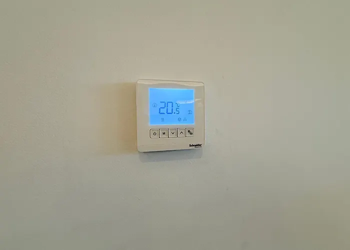 Xpce Jade Tower, Pool-spa-gym-cinema-beach&parking Free Apartament