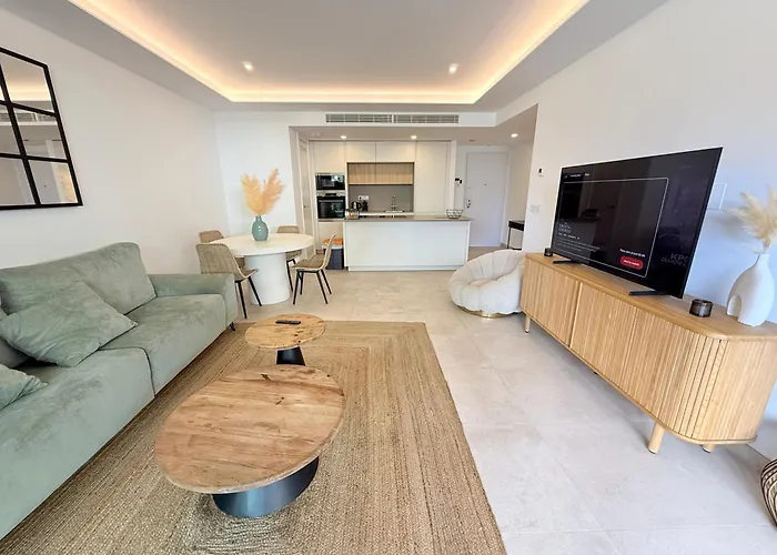 Apartament Xpce Jade Tower, Pool-spa-gym-cinema-beach&parking Free