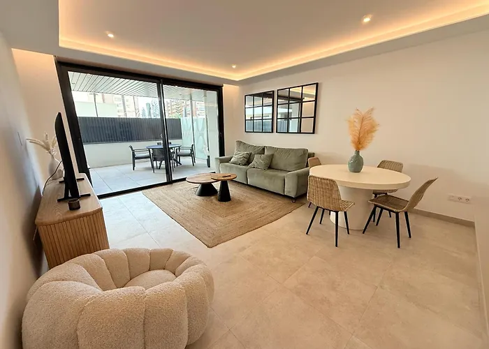 Apartment Xpce Jade Tower, Pool-spa-gym-cinema-beach And Parking Free *