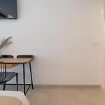 Xpce Jade Tower, Pool-spa-gym-cinema-beach And Parking Free *