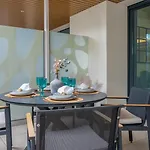 Apartment Xpce Jade Tower, Pool-spa-gym-cinema-beach And Parking Free Fuengirola